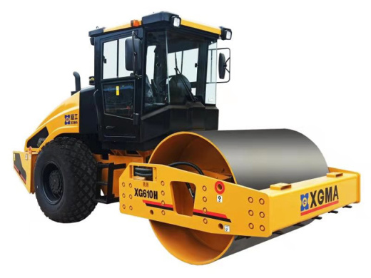 Грунтовый каток XG610H